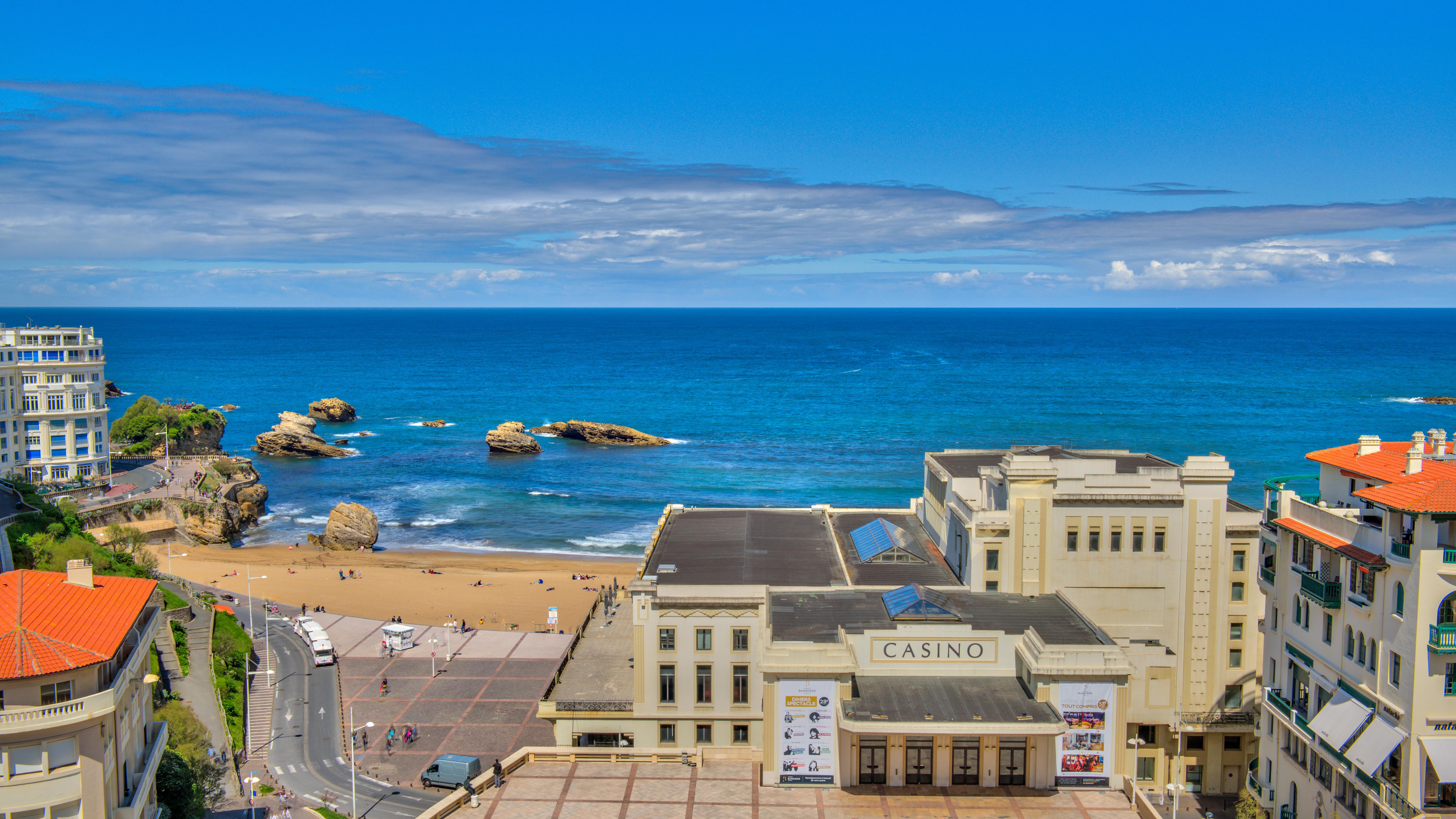 Plaza - Handwritten Collection Biarritz